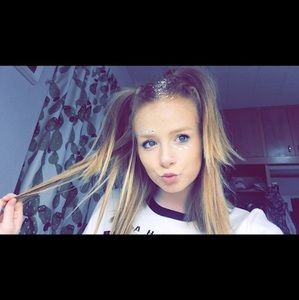 Meet your Posher, Keren